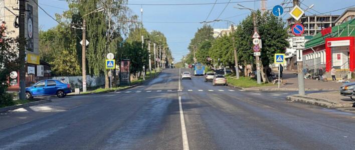 В Кирове обновили дороги к образовательным учреждениям